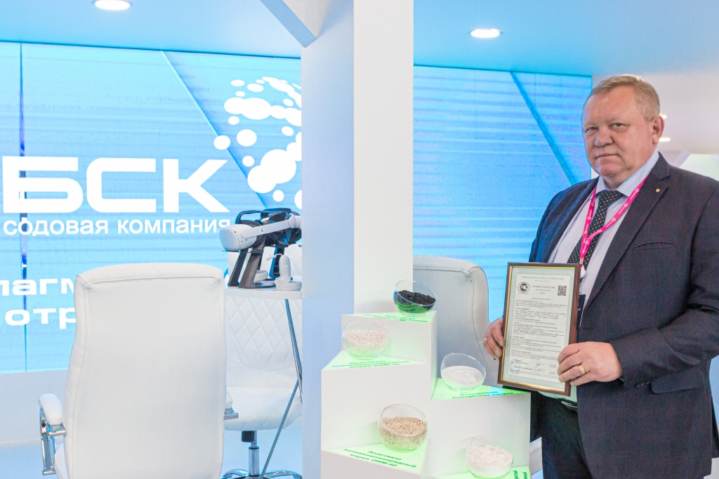 shumnov-full-2230 — копия.jpg