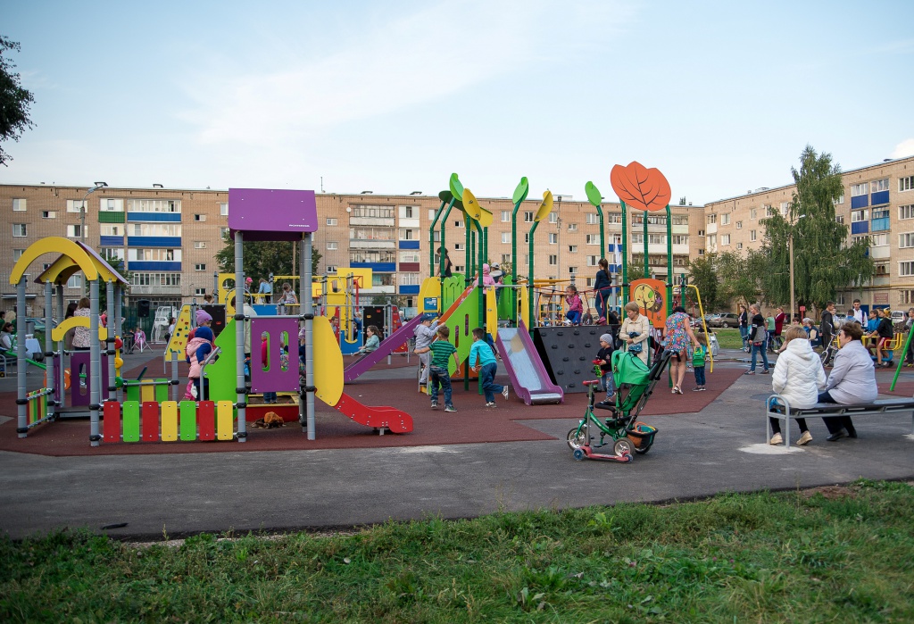 2018_09_dvory_2.jpg 2018_09_dvory_2.jpg